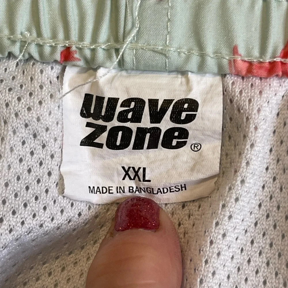 Wave Zone lined Swim Trunks sea foam green  with flamingos size XXL‎